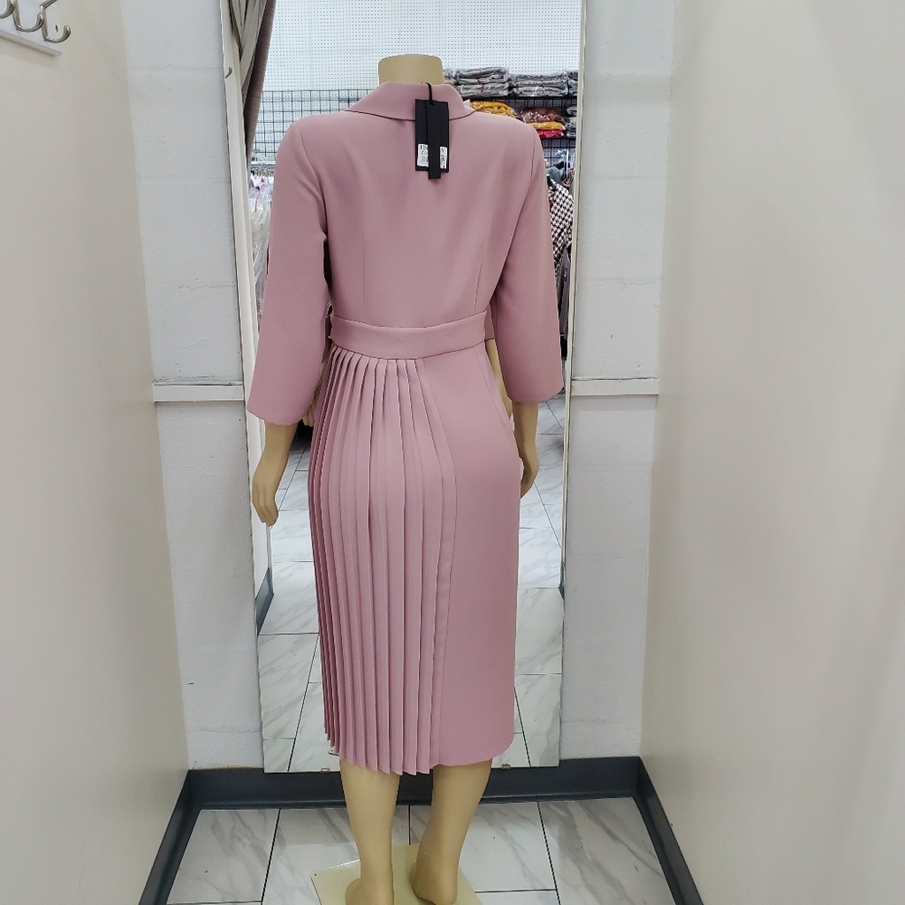 Dress - Picture 2 of 4